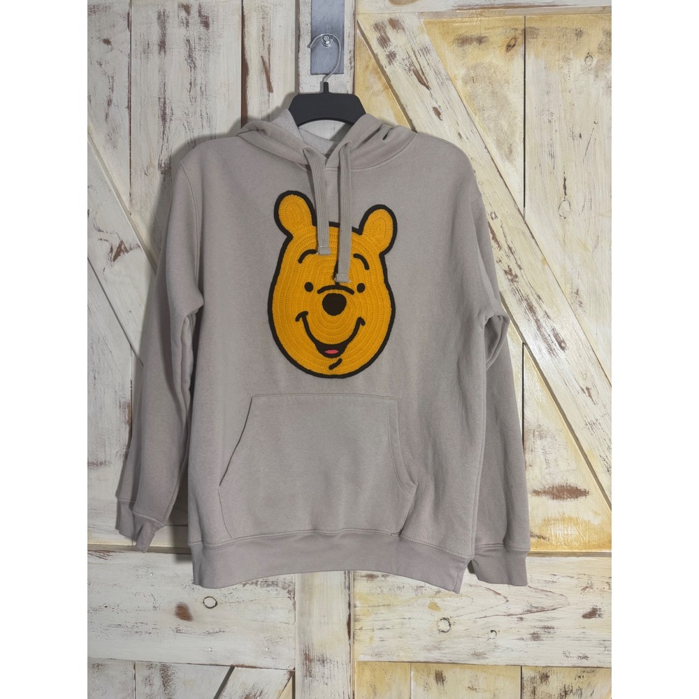 Winnie The‎ Pooh Sand Hooded Pullover Sweatshirt Yellow Crochet Patch Face  M